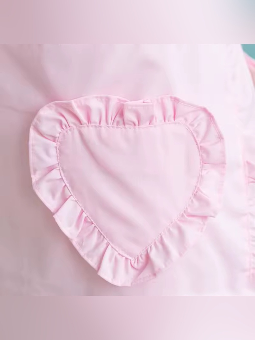 Pink Ruffled Heart Pocket Halter Apron! - Picture 6 of 7